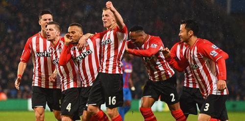  斯旺西城主场气势如虹豪取四连胜佳绩